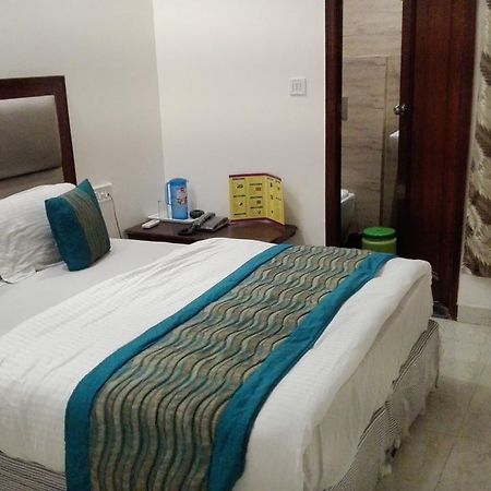 Hotel Delhi Empire Dx Paharganj ภายนอก รูปภาพ