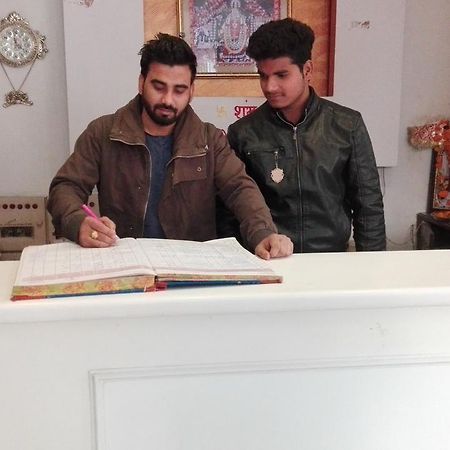 Hotel Delhi Empire Dx Paharganj ภายนอก รูปภาพ